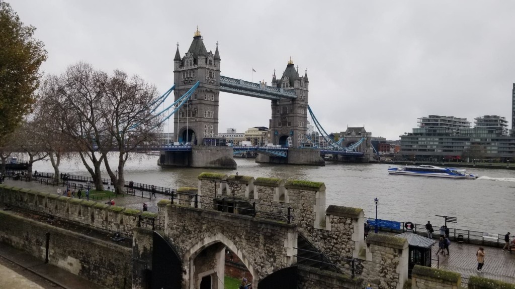 Pont de Londres lieu de l'attentat du 30 novembre